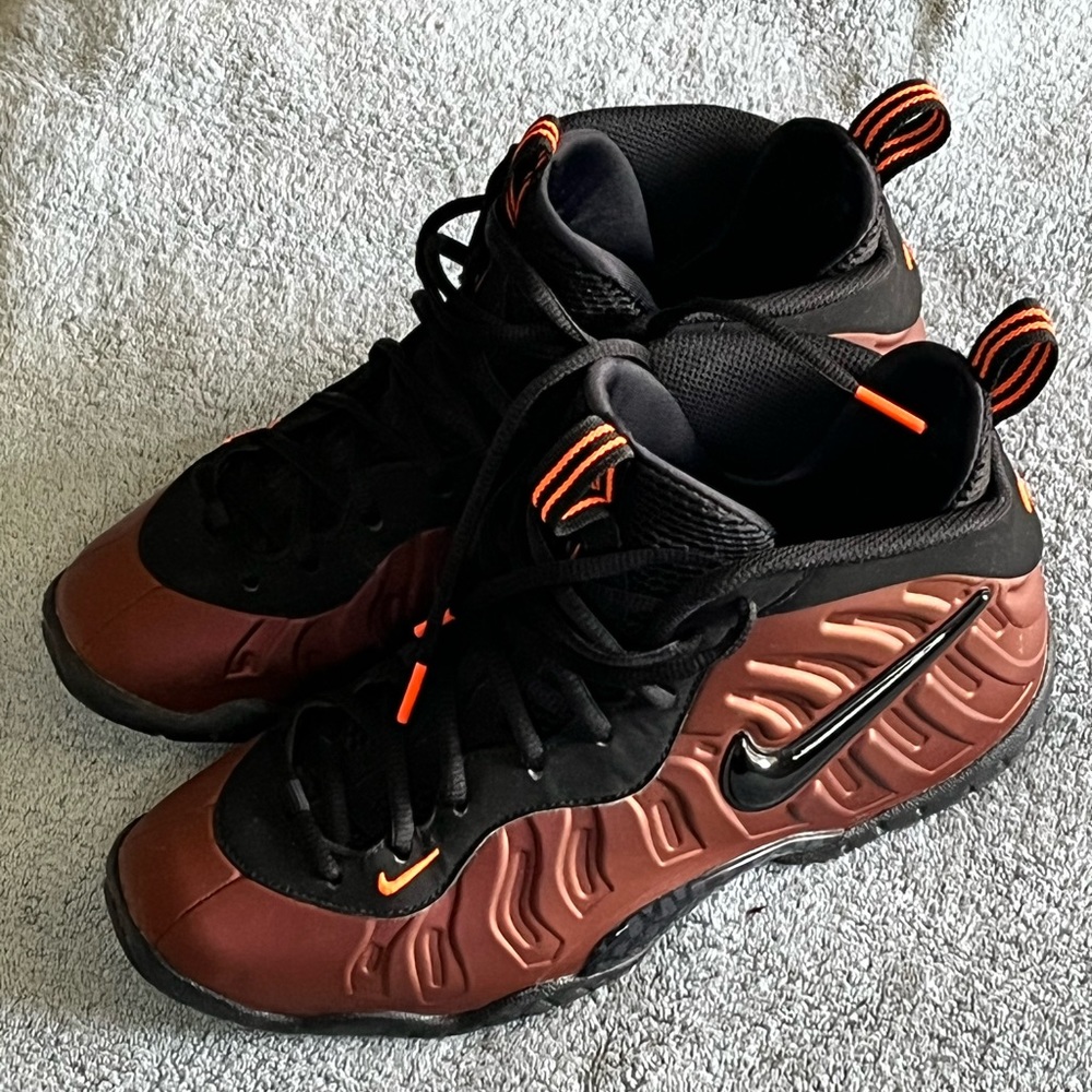 Nike Little Posite Pro.